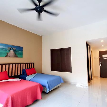 Gold Coast Morib By 369 Stay Kampong Tanjong Pechah Exterior foto
